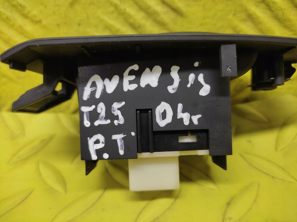 фото №7, Toyota avensis t25 переключатель окон правый задняя 7427105020