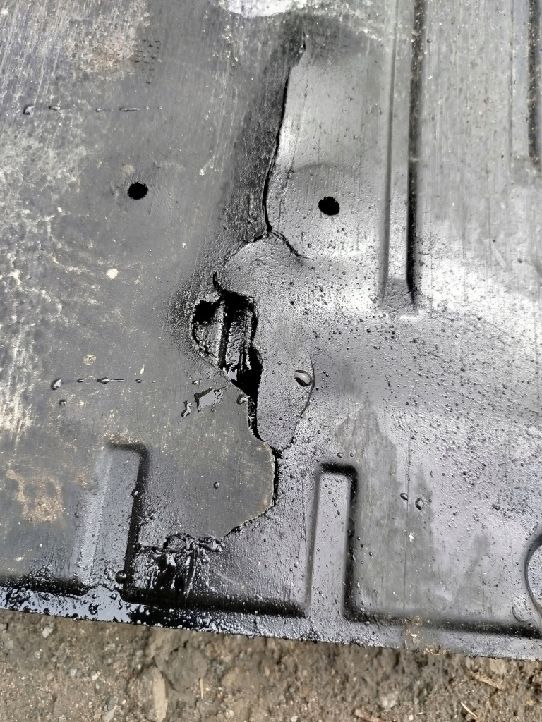 Накладка под двигатель vw passat b6 golf 5 v audi a3 8p octavia 2 1k0825237ag в Украине