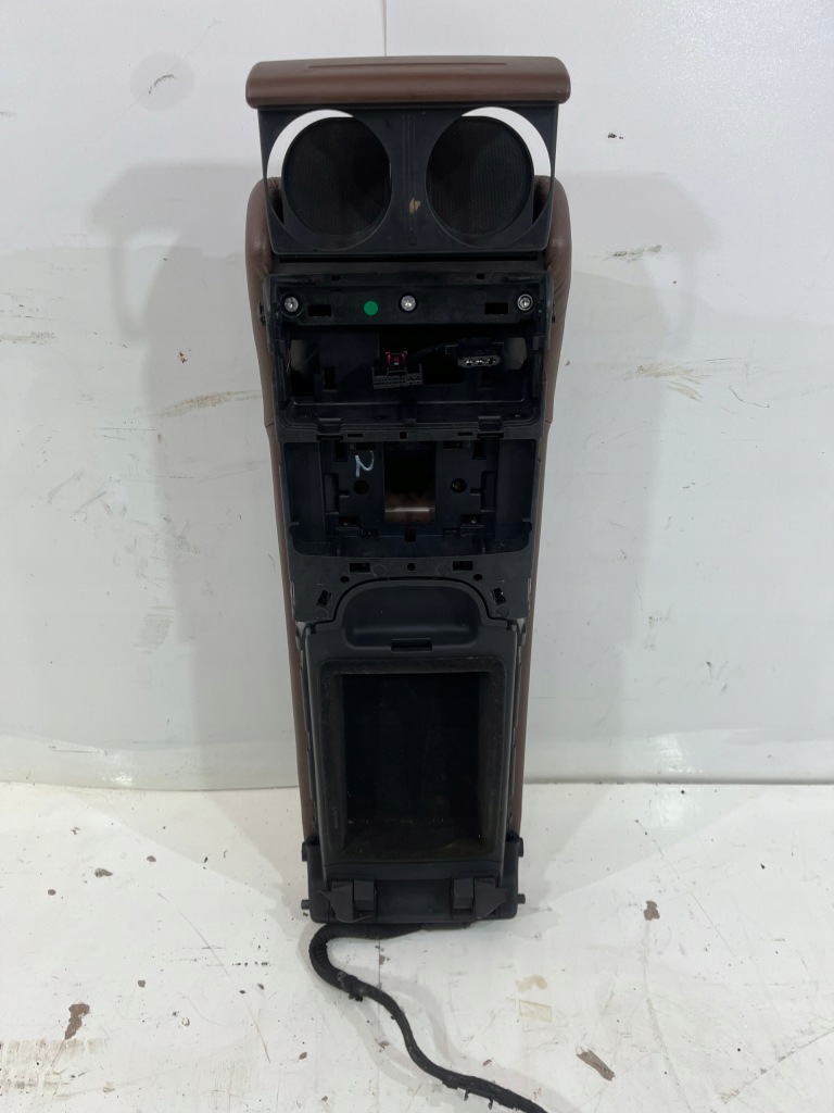 фото №4, Подлокотник задняя audi a8 d4 long