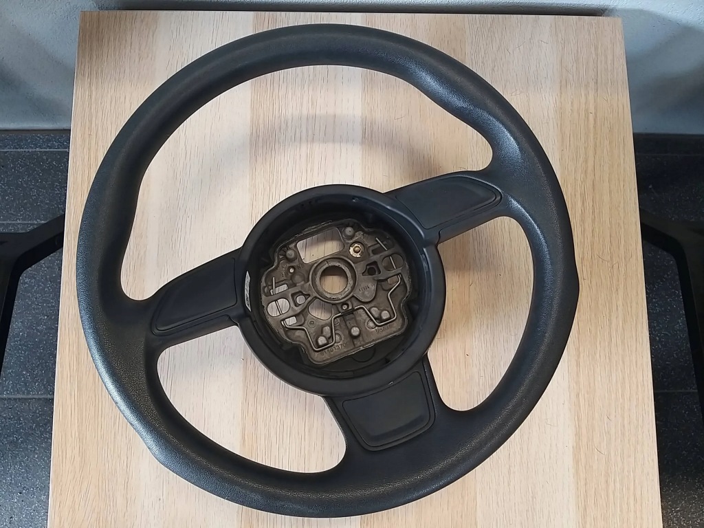 фото №1, Audi a1 8x воздуховод ładna