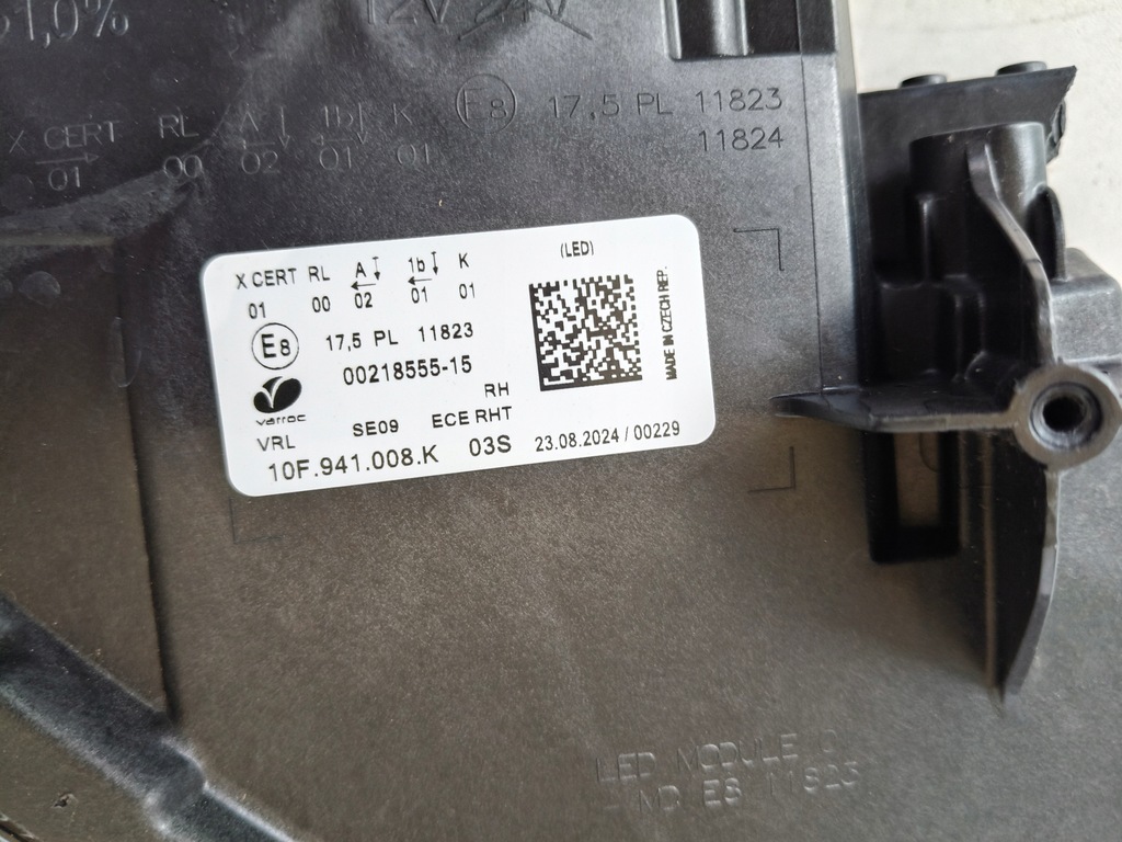 фото №10, Лампа права фара seat cupra born 10e 21- full led