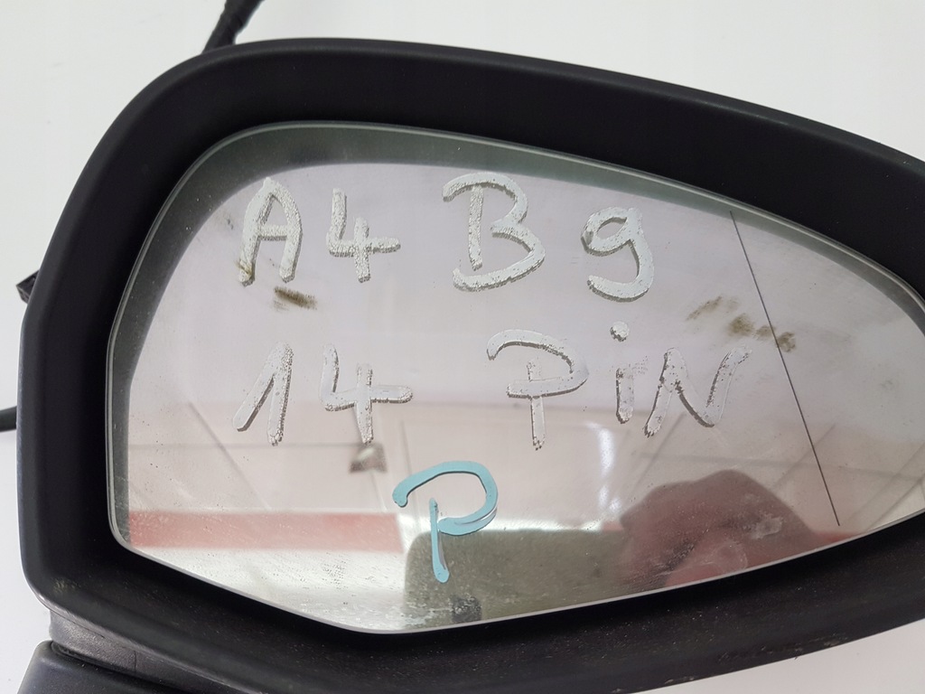 фото №1, Audi a4 b9 дзеркало правий перед 14 pin