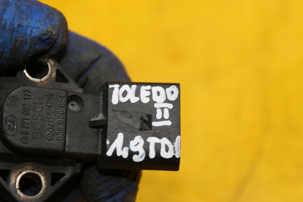 фото №6, Датчик тиску 038906051 toledo ii 1.9 tdi