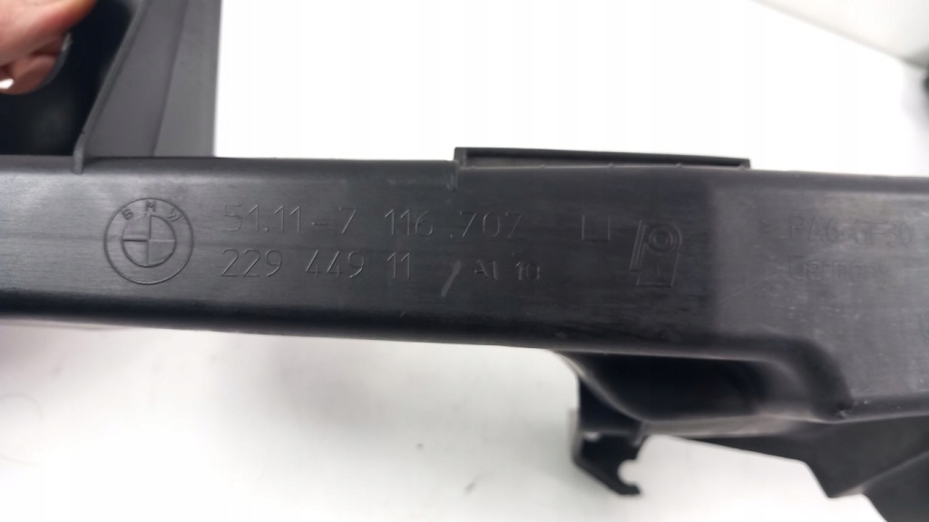 фото №6, Bmw 3 e90 e91 направляющая лампы перед левый 5111 7116707