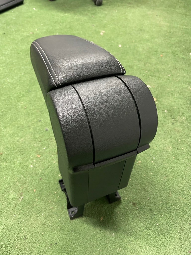 фото №10, Skoda rapid оригинальный подлокотник aso 5ja