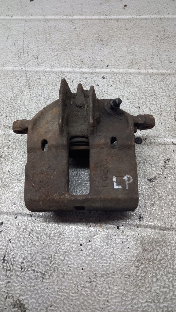 фото №1, Супорт лівий перед mitsubishi space star 1.9did 01r