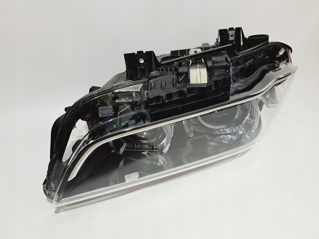 Bmw x1 f48 фара правый  led 7495004 Оригинал