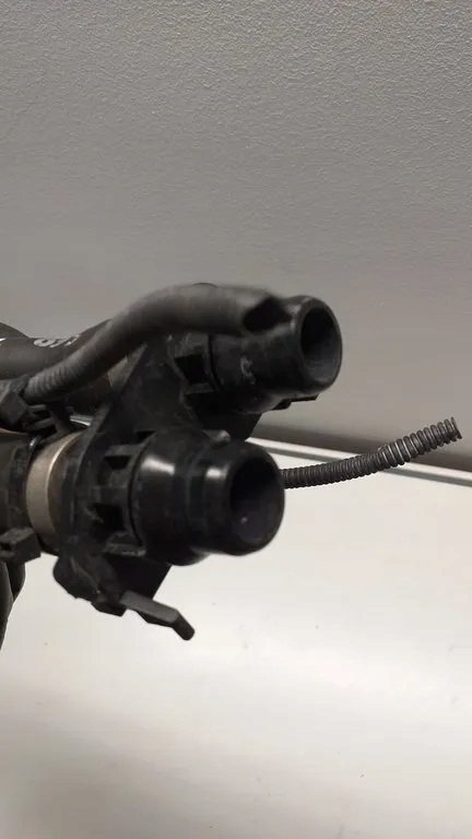 фото №6, Volvo s60 ii 2.0 d провода отопителя радиатора