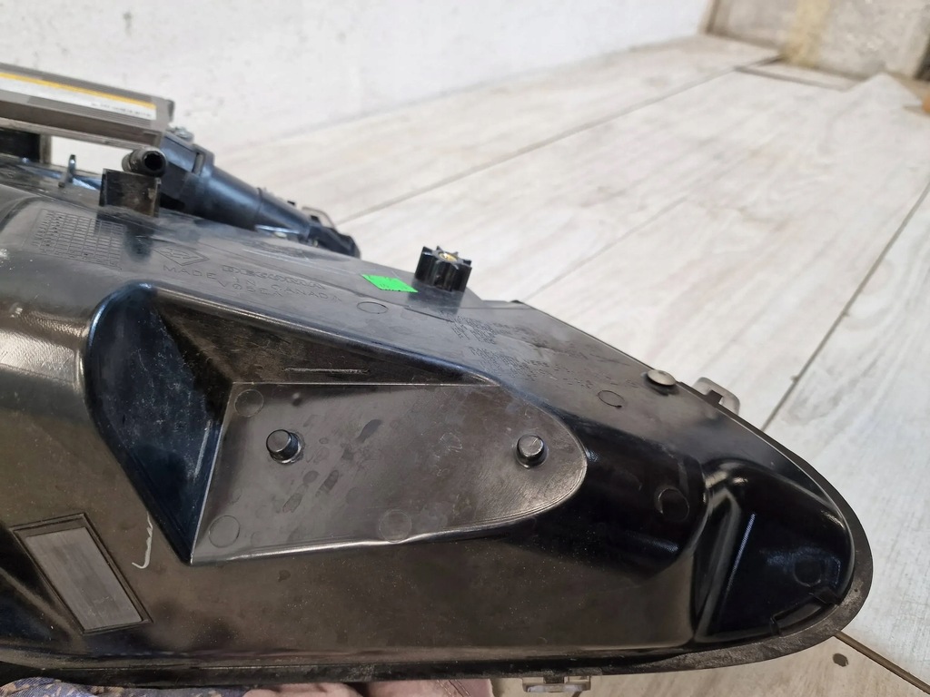 фото №9, Лампа передняя правая ксенон с led aston martin vantage