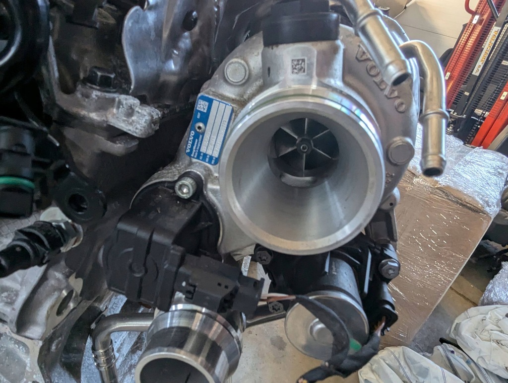 фото №10, Volvo xc40 2017-2025 2.0 b3 двигун kompletny b420t4