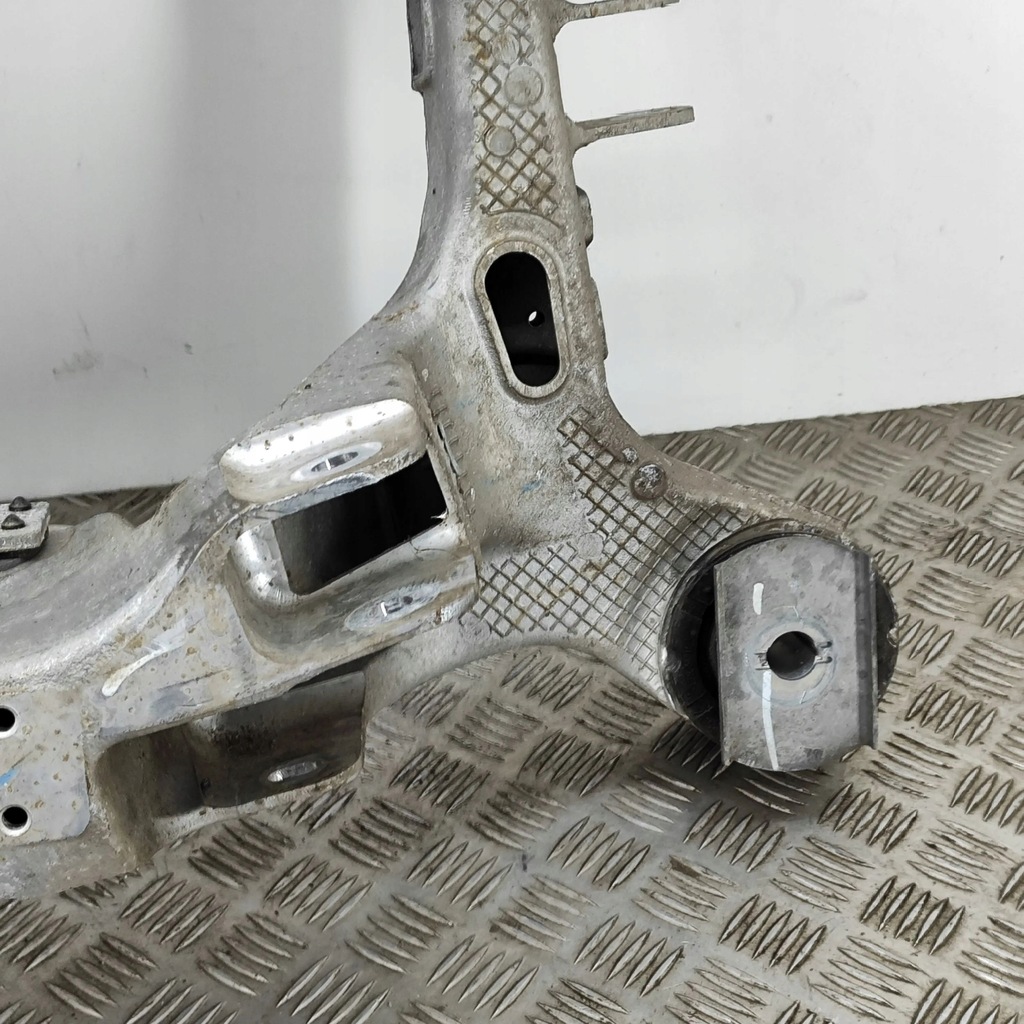 фото №10, Ford mustang mach-e 2023 рама вспомогательная задняя