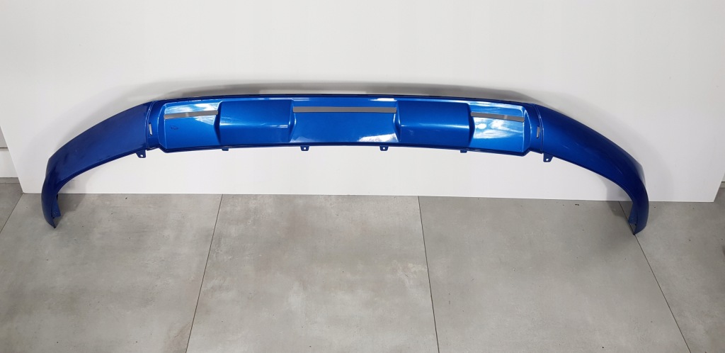 Купить Audi оригинальный номер 81a807110b