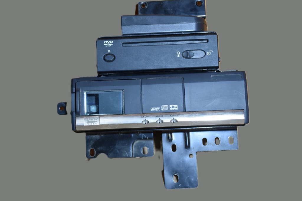 фото №1, Чейнджер считыватель dvd модуль bluetooth land rover discovery iii 3 xqe500060