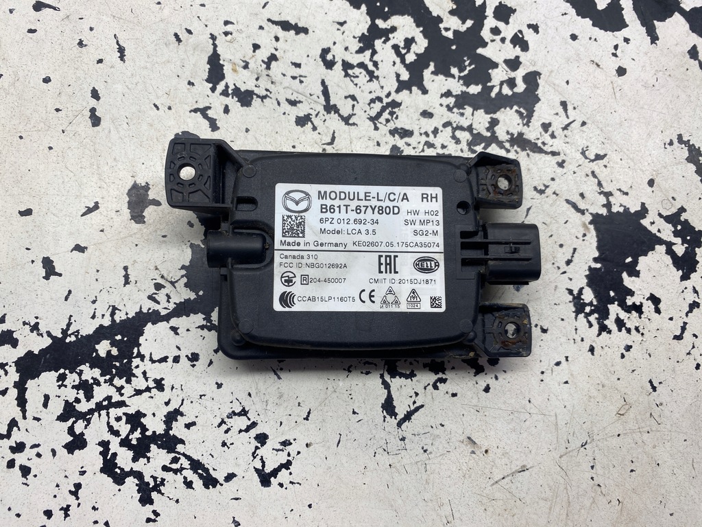 фото №1, Mazda 3 радар датчик мертвого pola b61t-67y80d