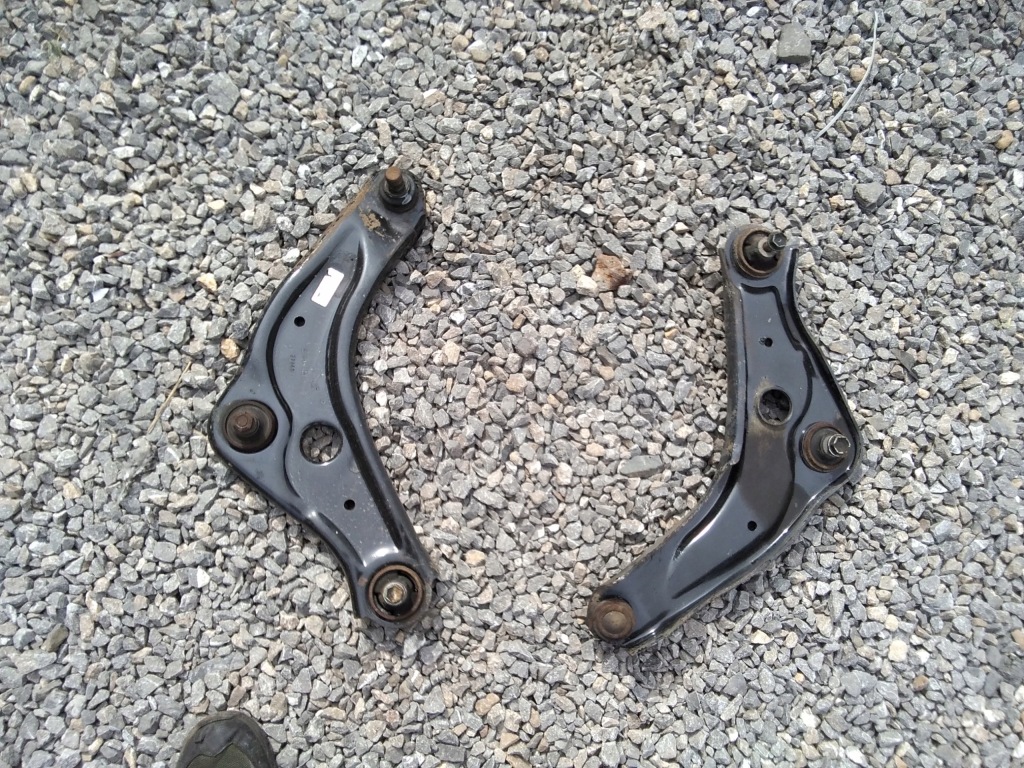 фото №1, Qashqai j11 важіль лівий перед болти 54ea0blh