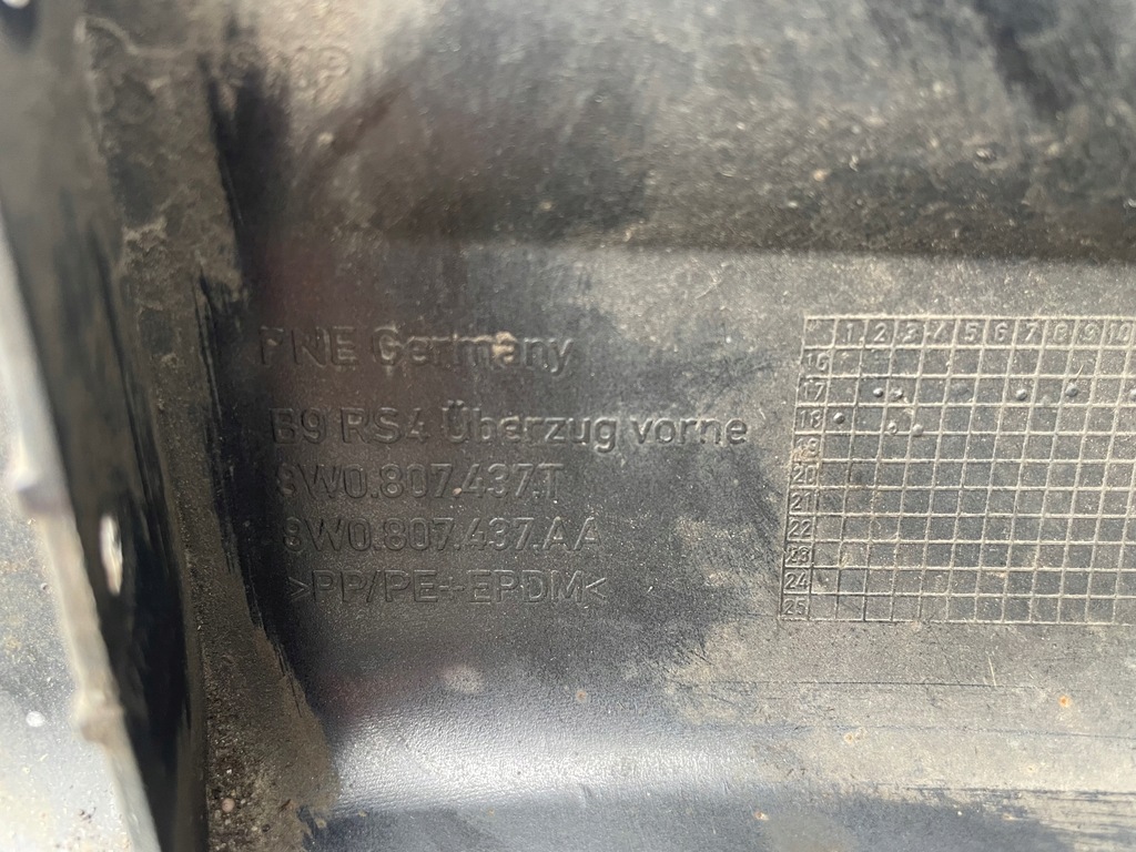 фото №12, Бампер перед передний audi a4 rs4 b9 8w 8w0807437t