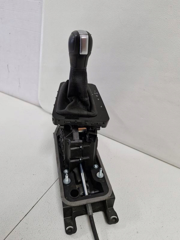 фото №12, Volkswagen passat b8 выборщик домкрат переключения передач автоматическая коробка передач 3q1713023af