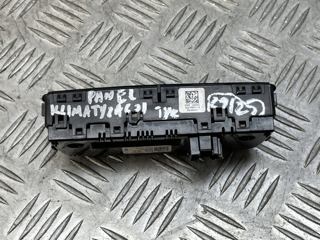 фото №15, Bmw оригинальный номер 5a3bbf4 3' g20 g21 4' g22 переключатель панель кондиционера обдув