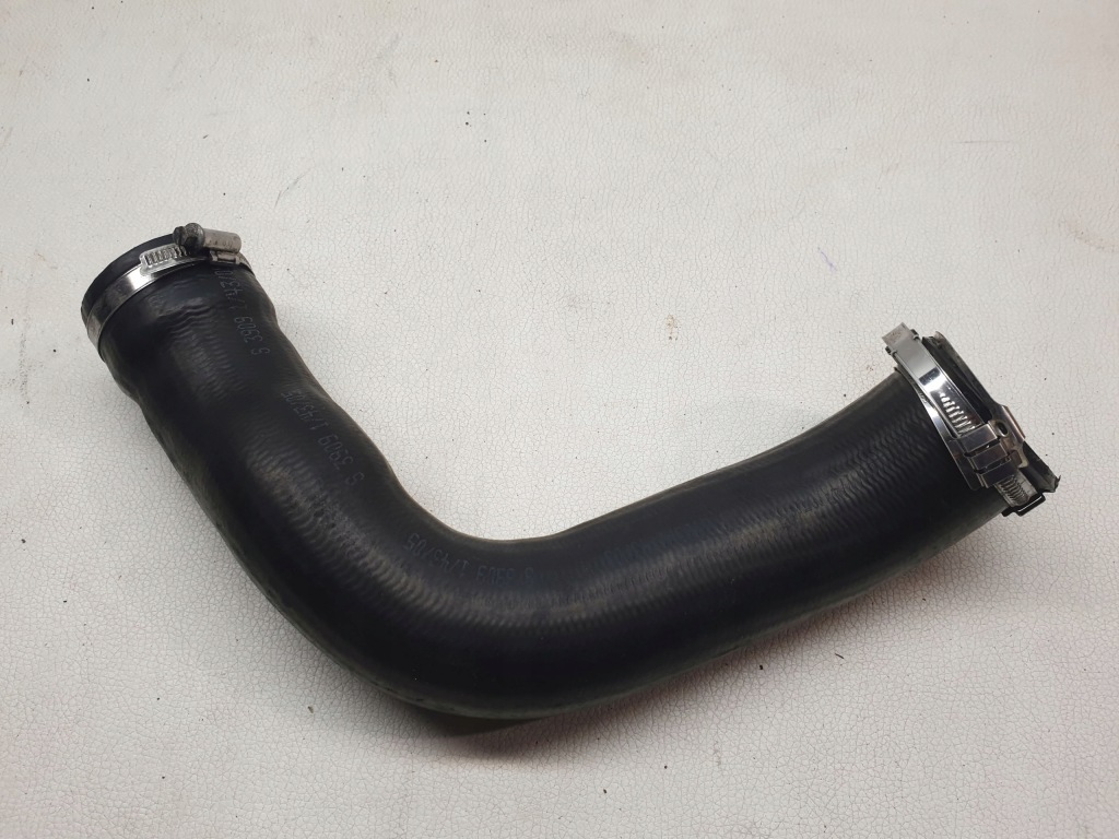 фото №1, Mercedes vito w639 2.2cdi труба шланг wąż радиатора воздуха a6395281782