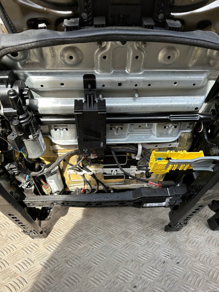 фото №12, Сиденья заднее сиденье кожа bmw 4 f36 2015 rok