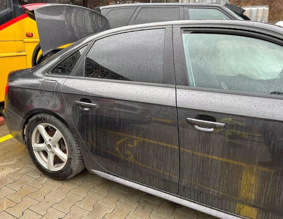 фото №7, Капот крышка двигателя шумоизоляция audi a4 2.0 b8 8k0 2007-2011 lz7l