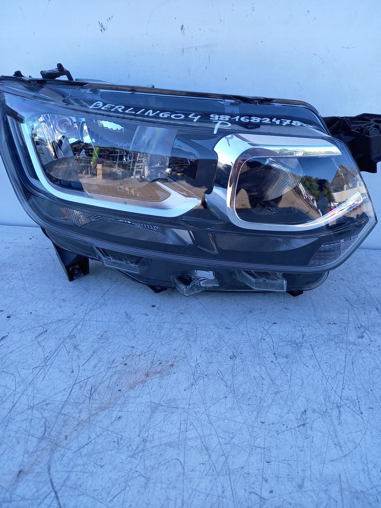 фото №11, Лампа передняя правая citroen berlingo iv 9816824780