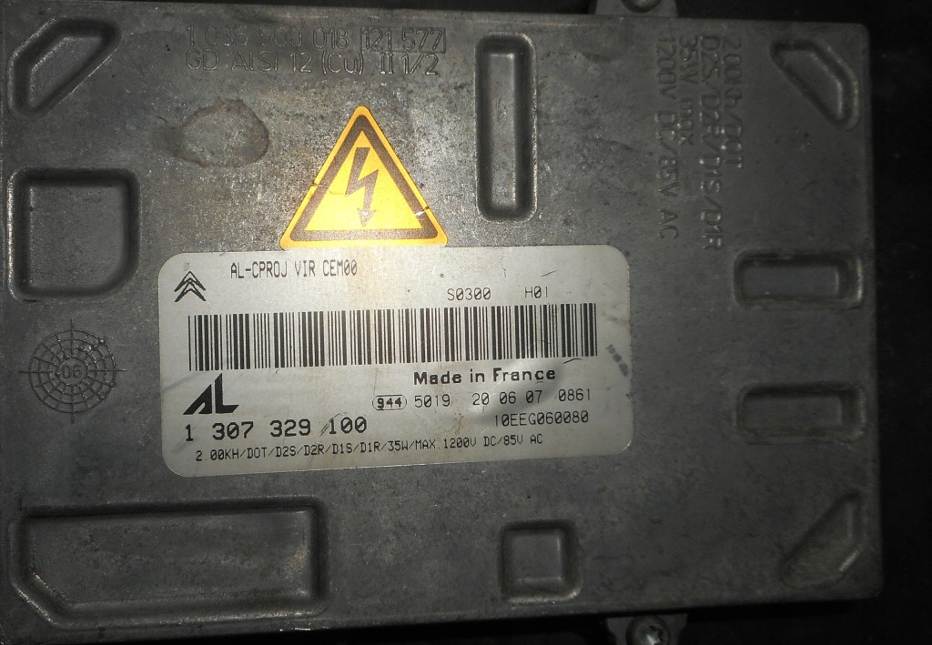 Купить Citroen c6 фара правая передняя перед 9660983380 1307329100