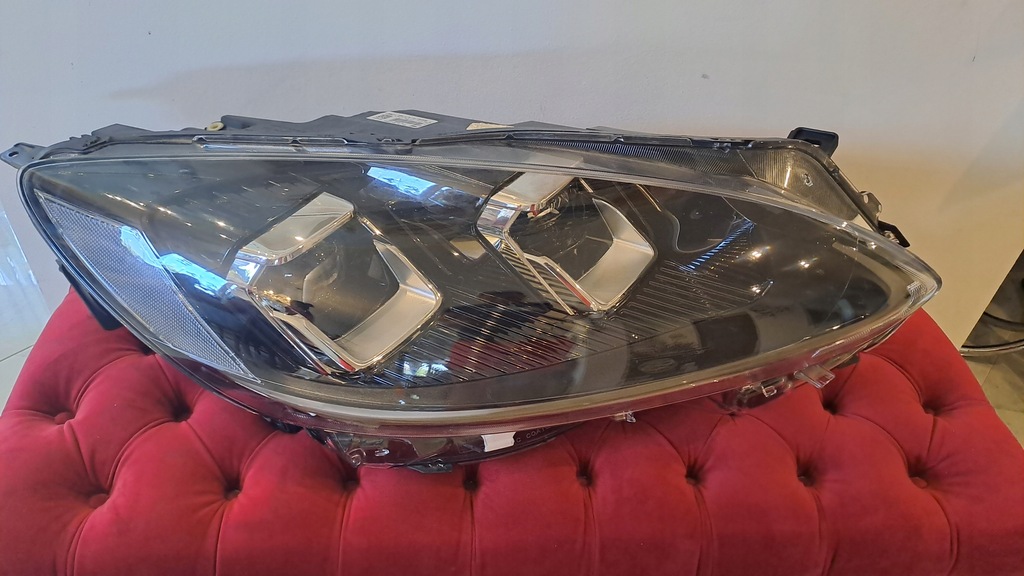 фото №1, Ford kuga mk3 full led правий