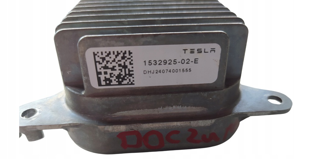 фото №1, Перетворювач модуль led оригінальний номер 1532925-02-e tesla model y оригінал