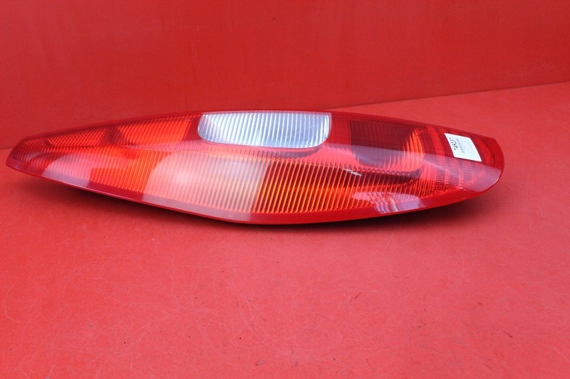 фото №11, Лампа левая задняя задняя mr957373 mitsubishi colt 6 vi z30 5d 02-12