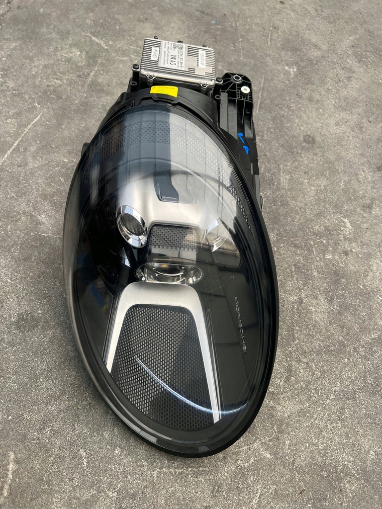 фото №1, Porsche 992 лампа правая перед led ксенон 992941006h