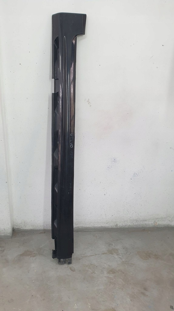 фото №1, Volvo v70 iii молдинг порог левая 39882952