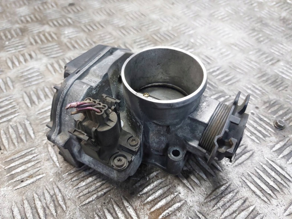 фото №1, Дросельна заслінка audi a3 8l 1.8 t 06a133063g