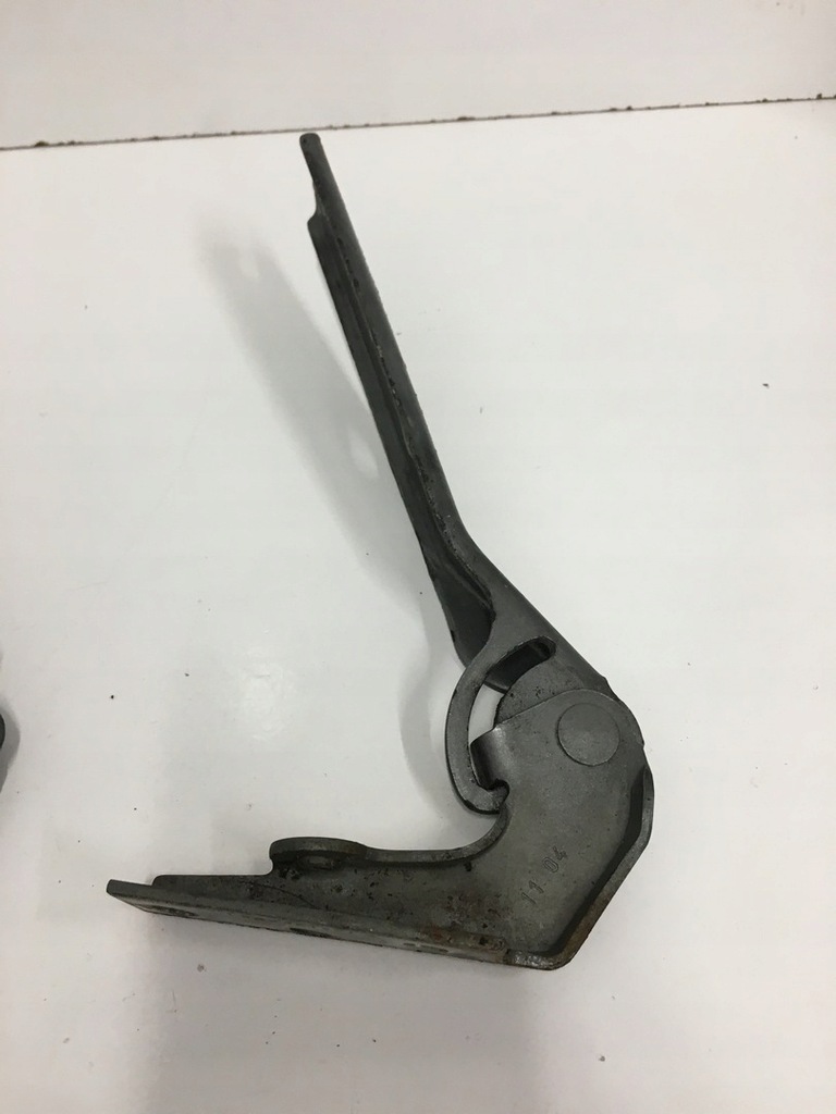 фото №13, Vw passat b5 петля капот левый правый 3b0823301a 3b0823302a