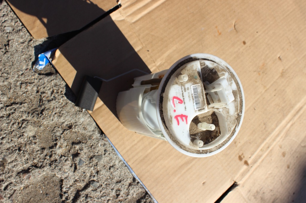 фото №1, Насос топлива opel corsa e 1,2 16v