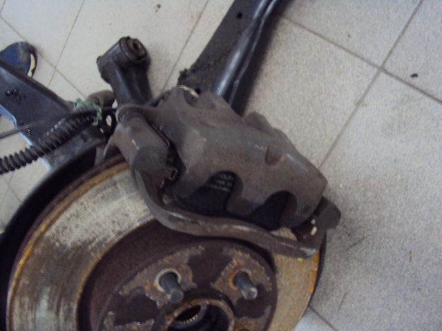 фото №5, Поворотный кулак левый перед range rover sport l320 05-