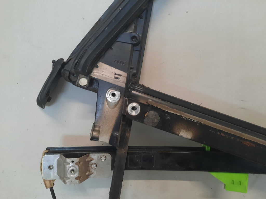 фото №7, Audi a4 b6 00-05 sedan рамка дверь задняя левая задние