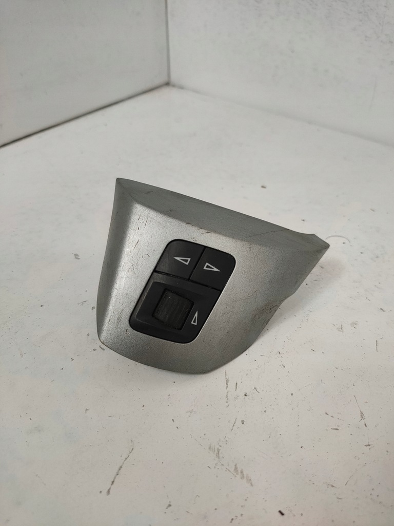 фото №1, Переключатель мультифункция правая 13222332 corsa d