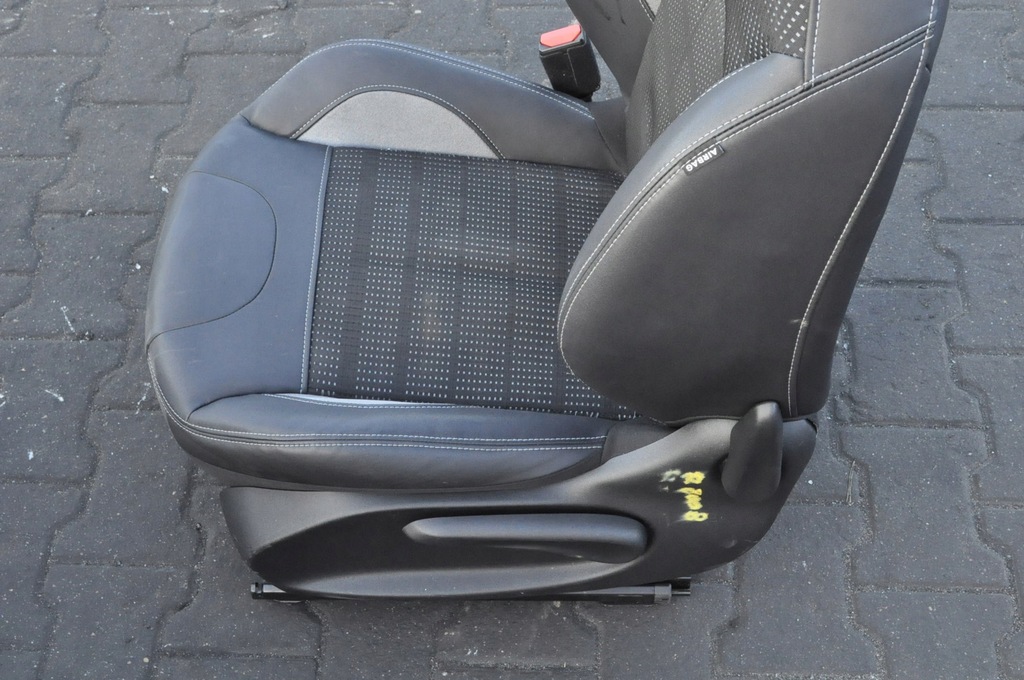 фото №7, Peugeot 2008 i перехідник салону сидіння заднє сидіння anglik