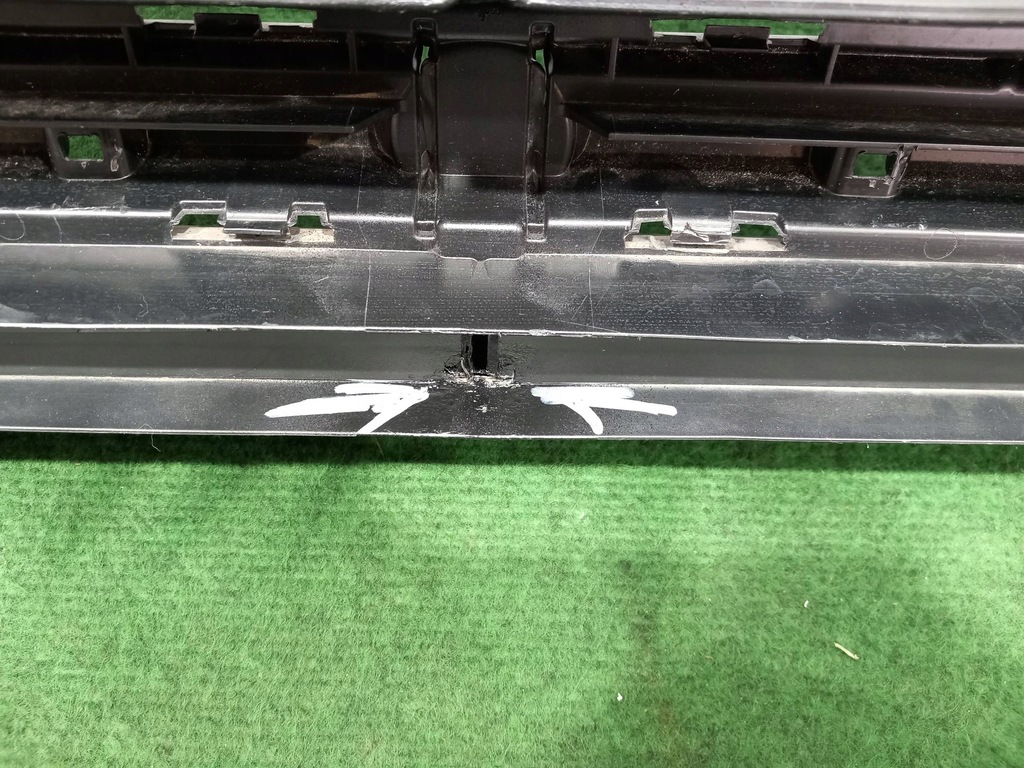 фото №9, Решітка радіатора решітка радіатора решітка середня porsche macan 95b lift 95b807683cf