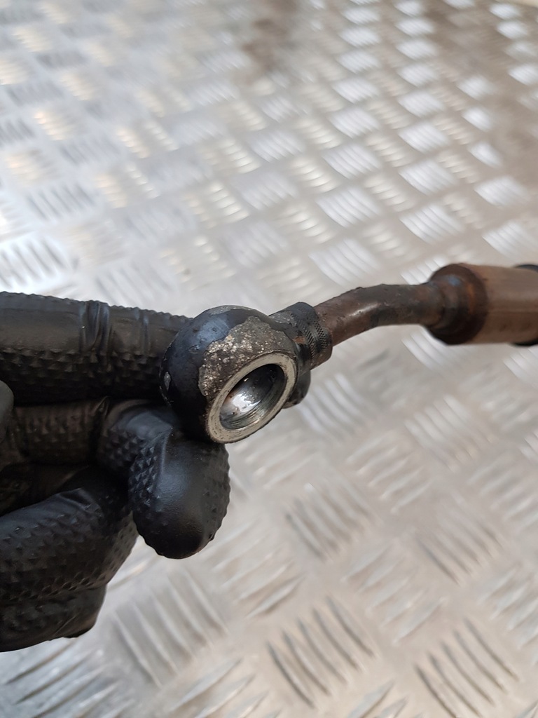 фото №13, Шланг підсилювача audi a4 b6 1.9 tdi eu