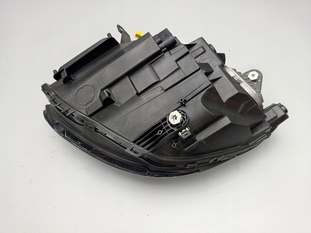 Купити Mercedes slk slc w172 lift 17- лампа led передня права перед a1729063001 ÷