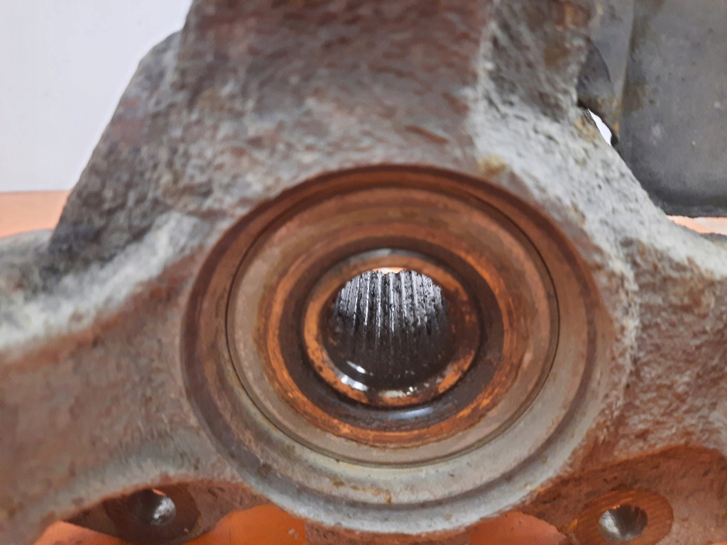 фото №6, Fiat albea 1.4mt 04-12 ступица поворотный кулак правая перед 350a1000