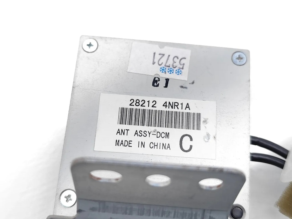 фото №7, Nissan leaf антена gps 2015 хетчбек 4/5dr 28212-4nr1a 10-17 електро