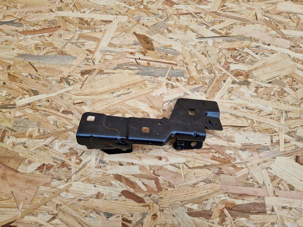 фото №1, Кронштейн крыла левая renault zoe