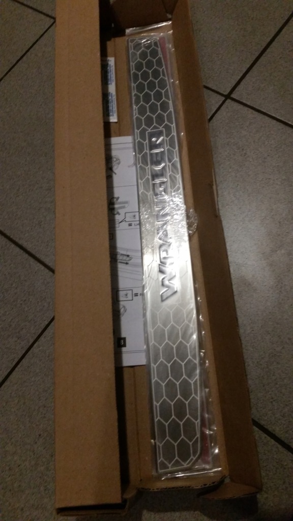 Купить Накладки пороговые do wranglera mopar 82215396ab