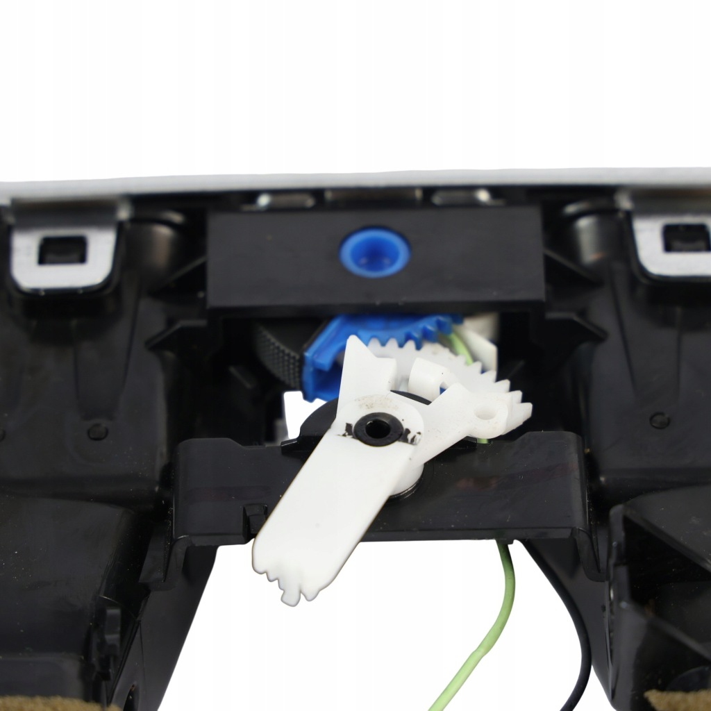 Range rover l322 решётка обдув панели приборной панели lrgjbd500240puy Цена