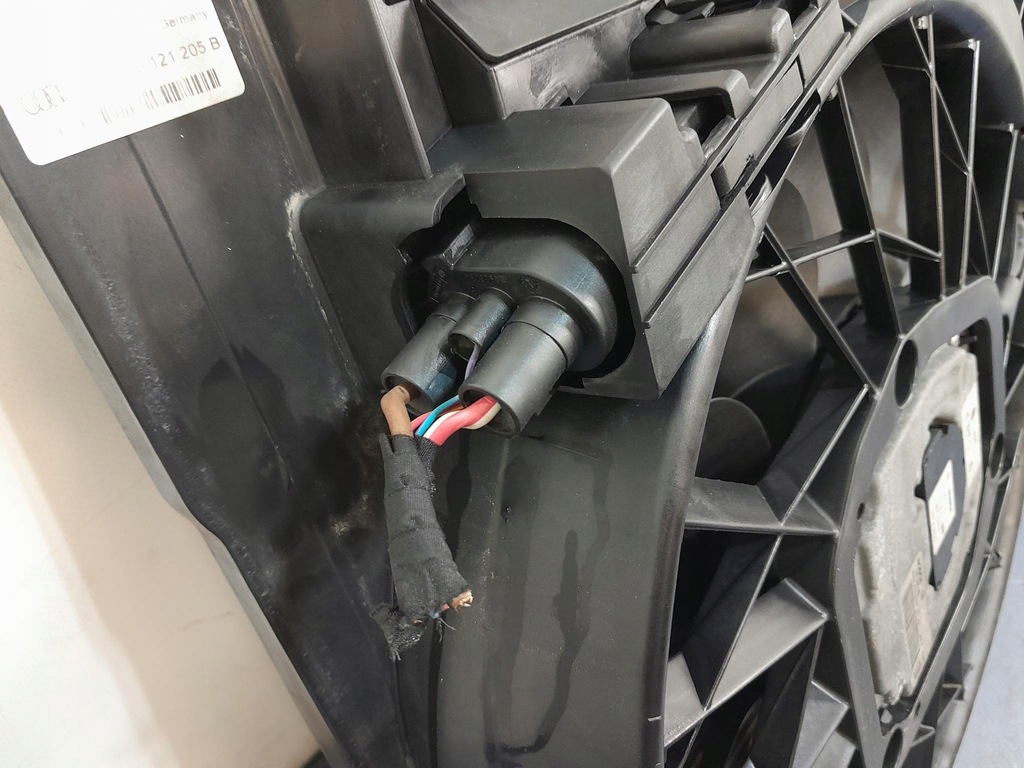 фото №4, Audi a8 d3 fl 3.2 b радиатор wody вентилятор