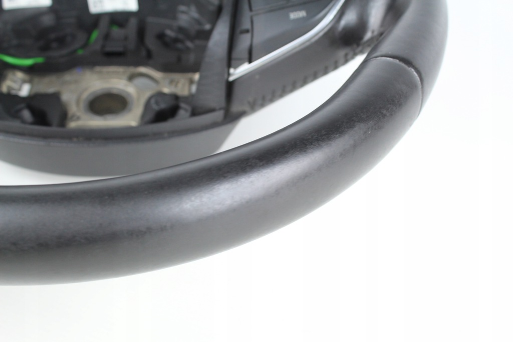 фото №5, Воздуховод audi a4 b8 lift кожа мультифункция 11-