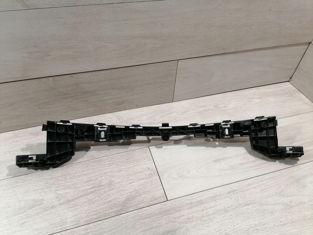 фото №5, Mercedes w206 направляющая бампер задняя a2068851904